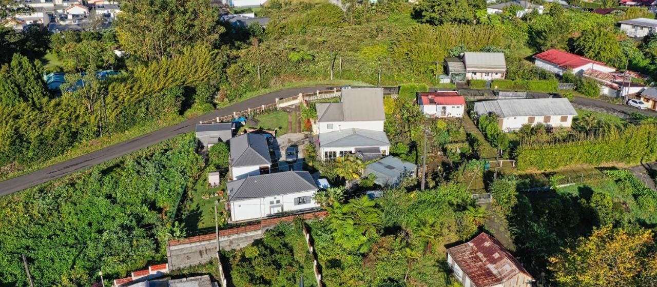 Chambres Et Tables D'Hote Du Voyageur La Plaine des Palmistes Exterior foto